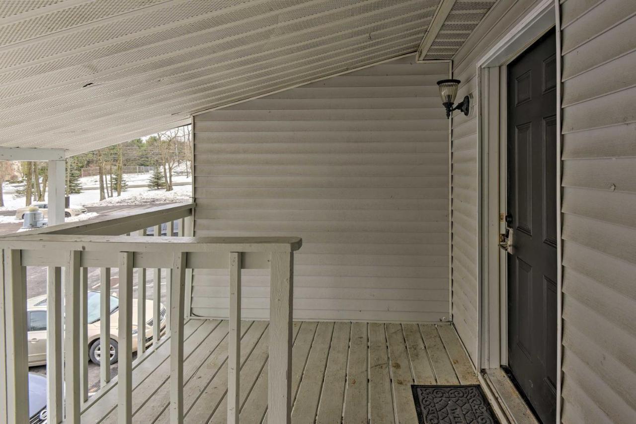 Mount Pocono Condo With Balcony, Near Mt Airy Casino 외부 사진